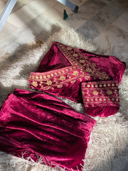 Suhani Velvet 2pcs