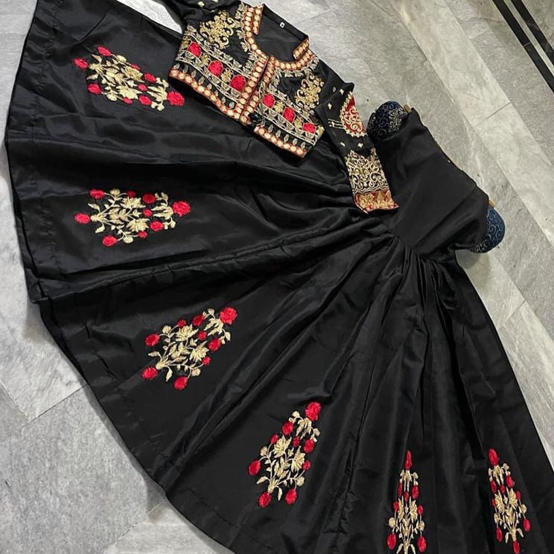 Frock With Separate Embroidery Koti