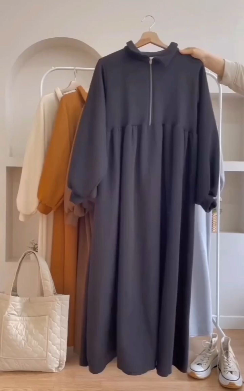 Long sweatshirt