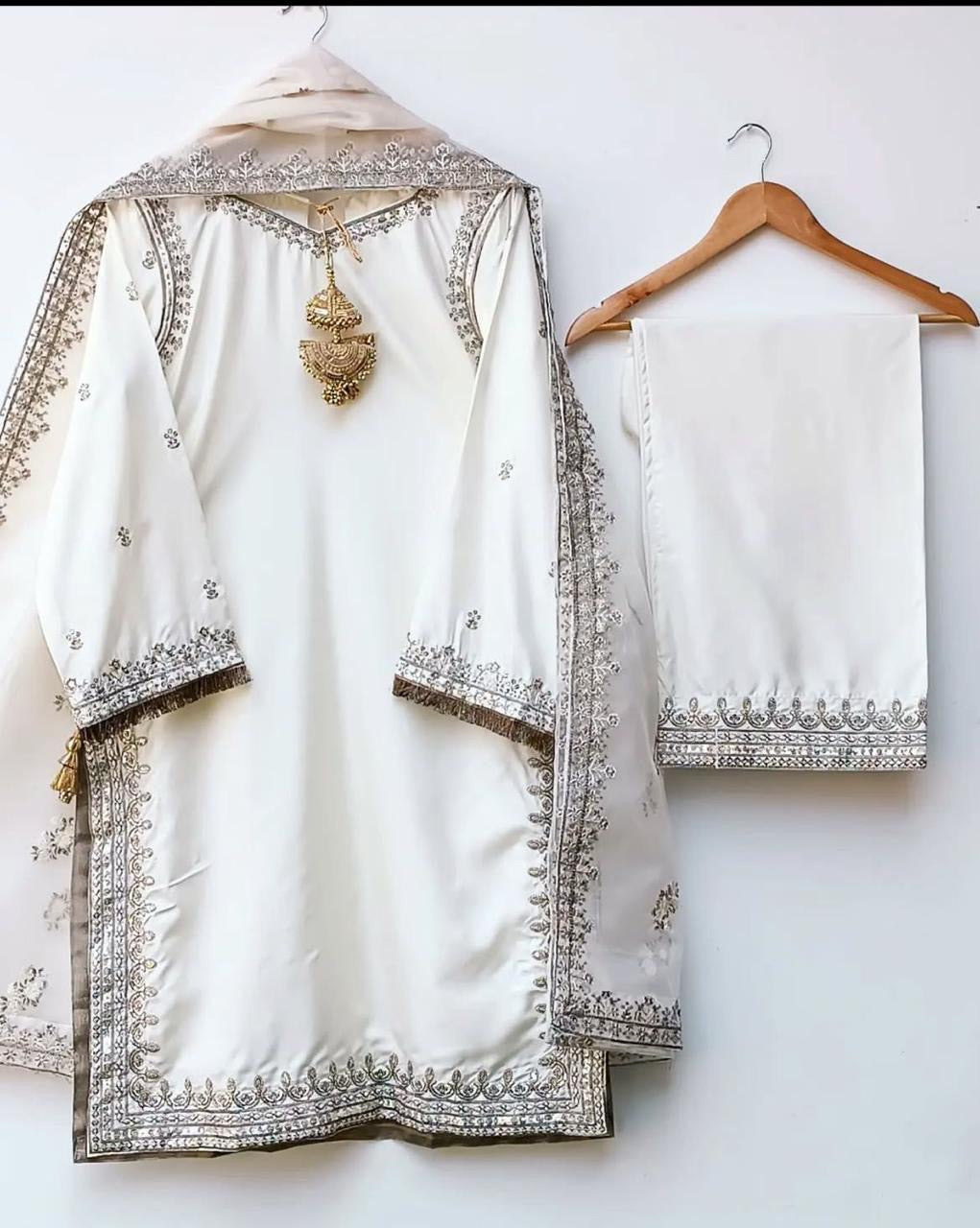 Chahat 3pcs